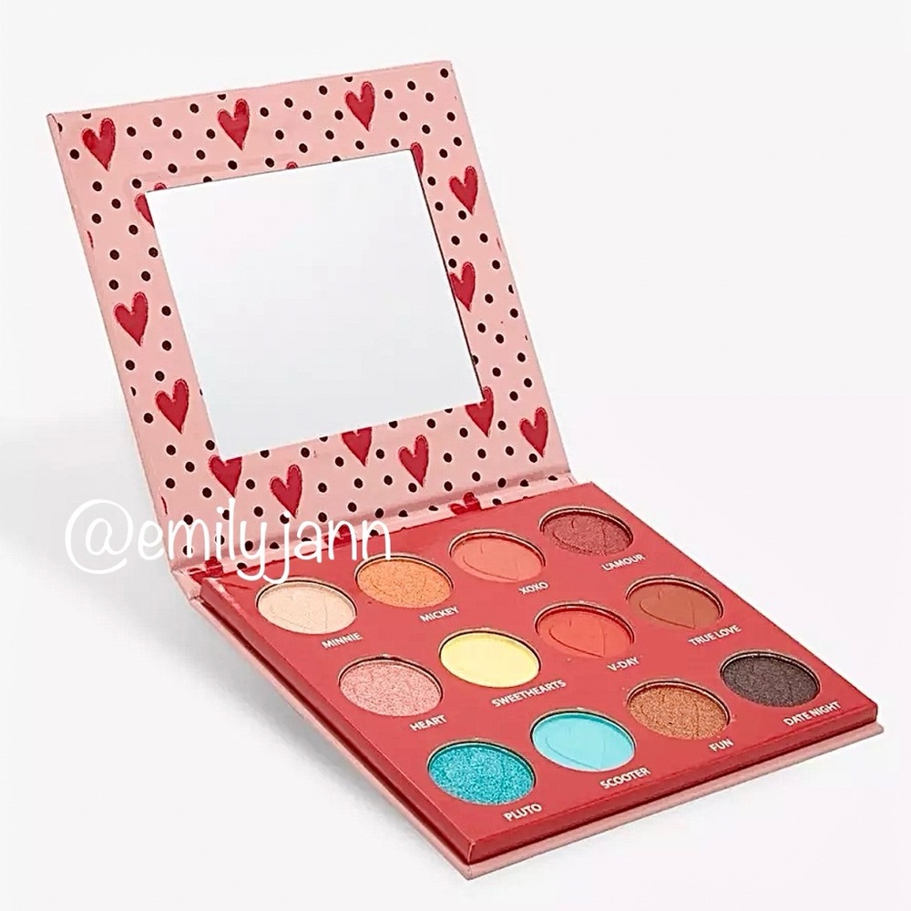 Minnie and Mickey♥️Mouse Eyeshadow Palette - Picture 3 of 9